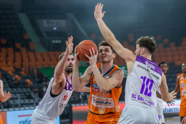 适配度与团 适配度与团